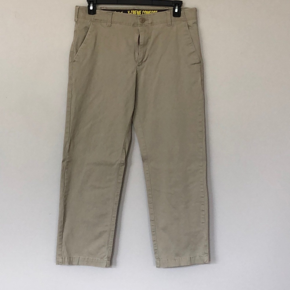Tan chinos